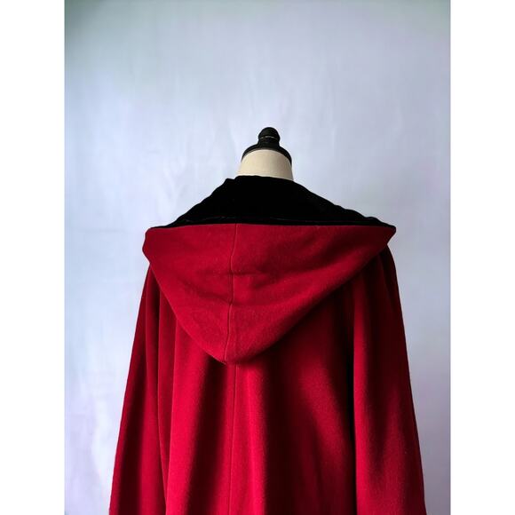 Vintage 90s Halston Hooded Wool Coat | Cherry Red Velvet Trim | Size 8 - Picture 8 of 14
